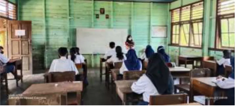 Gambar III. Kegiatan Connecting  2) Organizing 