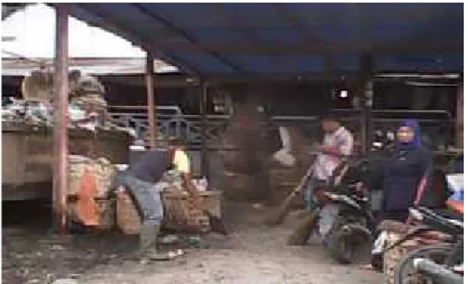 Gambar Kegiatan Gotong Royong di Area TPS Dinas Pasar Galang Kab Deli Serdang