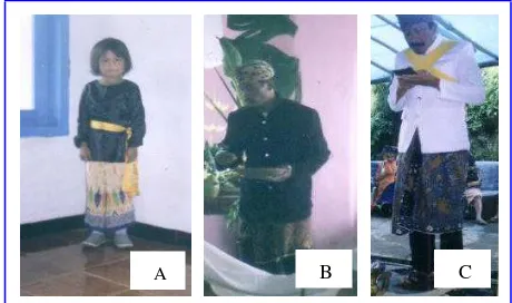 Gambar  8 Pakaian adat masyarakat Tengger: A. Perempuan; B. Laki-laki; dan C. Dukun Adat 