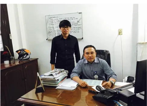 Foto Bersama Informan Kunci Bapak Anggun Yustiawan B selaku Kepala Bagian  Operasional dan Penjualan PT