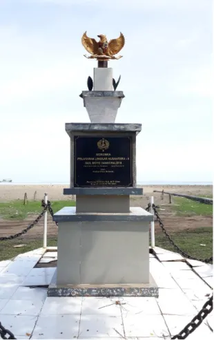Foto Monumen dan penggunaan lahan yang ada di Pantai Saliper Ate 