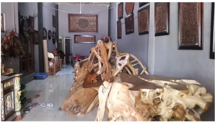 Gambar 4.2 Ukir Kayu Jepara