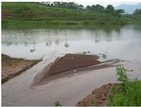 Gambar 8. Jebakan sedimen pada alur vertikal (3) Jebakan Sedimen pada alur erosi