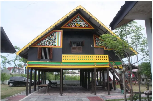 Gambar 2.3. Rumah Tradisional Aceh di Banda Aceh 