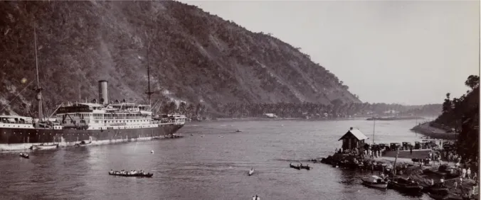 Gambar 3. Baai van Gorontalo en SS Tasman 1928 (Foto dicopy dari Perpustakaan Universiteit Leiden  tahun 2014) 