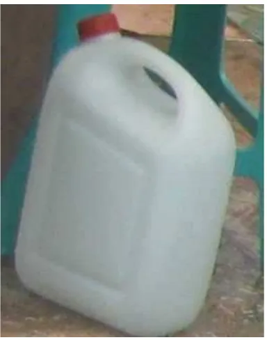Gambar 1. Alat Bantu Berupa Drigen Lima Liter