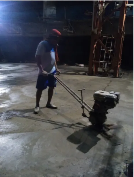 Gambar 2.9 Trowel Machine ketika digunakan