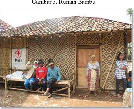 Gambar 3. Rumah Bambu 