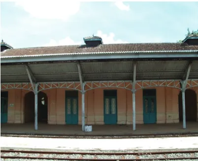 gambar 3. Sisa bangunan gudang di Stasiun Samarang (Sumber: Dokumen Pusat Arkeologi Nasional, 2012).