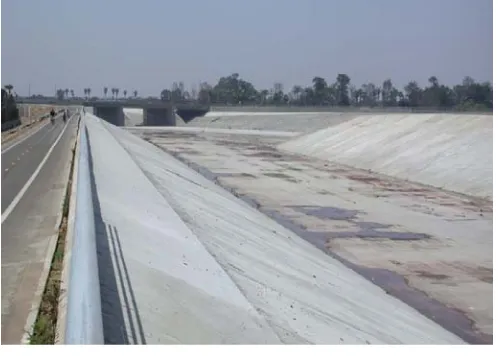 Figure 4   The Los Angeles River. Once a viable water body 