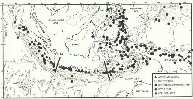 Gambar 2.2: Tatanan Tektonik Indonesia dengan arah dan kecepatan gerak lempeng Samudera Indo-Australia dan Samudera Pasifik (Engkon K Kertapati , modifikasi dari beberapa sumber) 