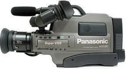 Gambar 1.1 : Kamera Video analog yang menggunakan kaset video VHS 
