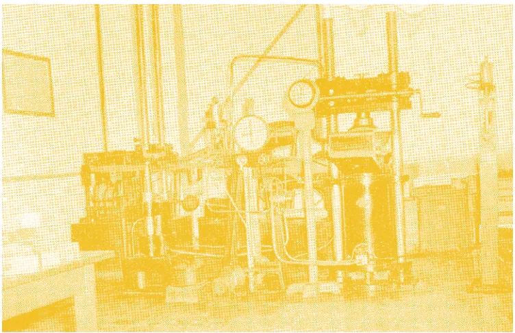 Gambar 3. Mesin Uji Universal tahun 1923 untuk meneliti sifat mekanis kayu
