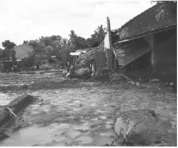 Figure 1. The damage caused by January 1, 2006 flash flood (just few days after the event).