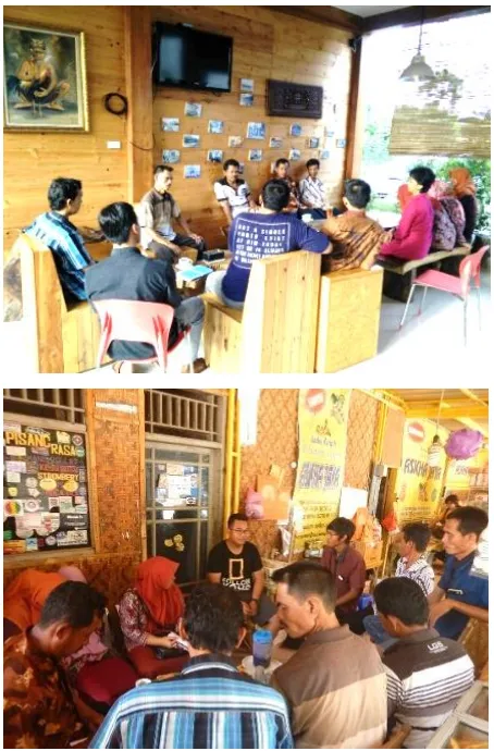 Figure 2. Tourists visit in Braja Harjosari, enjoying grilled corn and experiencing padi planting