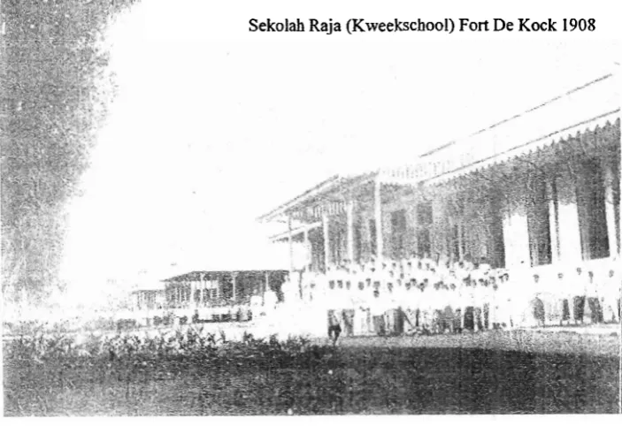Gambar 9: Sekolah Raja di Bukittinggi 