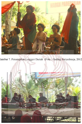 Gambar 7. Penampilan Lengger Dariah  (Foto : Gading Suryadmaja, 2012) 