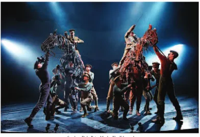 Gambar 7.12 Tata Cahaya pementasan “War Horse”, di Opera House Kennedy Center, New York, 2012