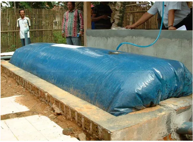 Gambar 3. Biodigester konstruksi plastik 
