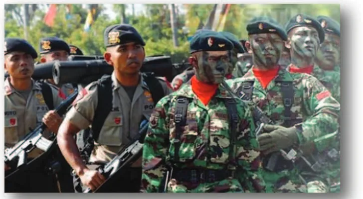 Gambar 1.9 TNI dan Polri sebagai kekuatan pertahanan dan keamanan