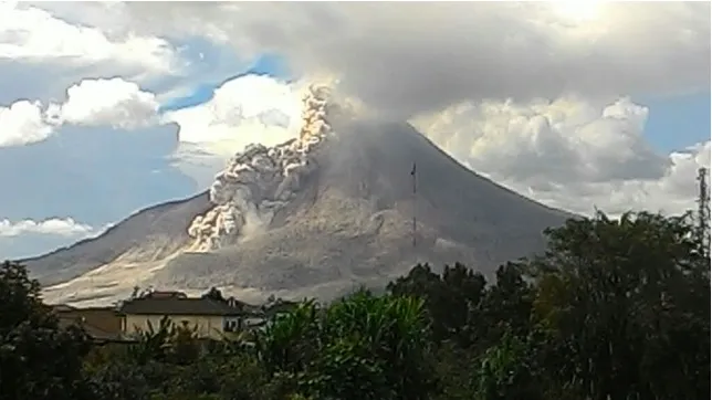 Figure 1. Sinabung Volcano (PVBG)
