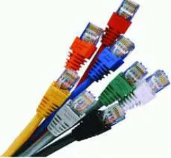 Gambar 3 Konektor RJ-45 