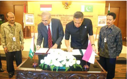 Gambar 6. Signing Ceremony of the Preferential Trade Agreement 