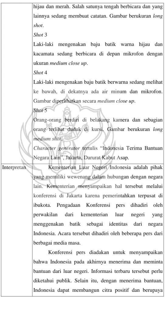 Gambar diperlihatkan secara medium close up.  