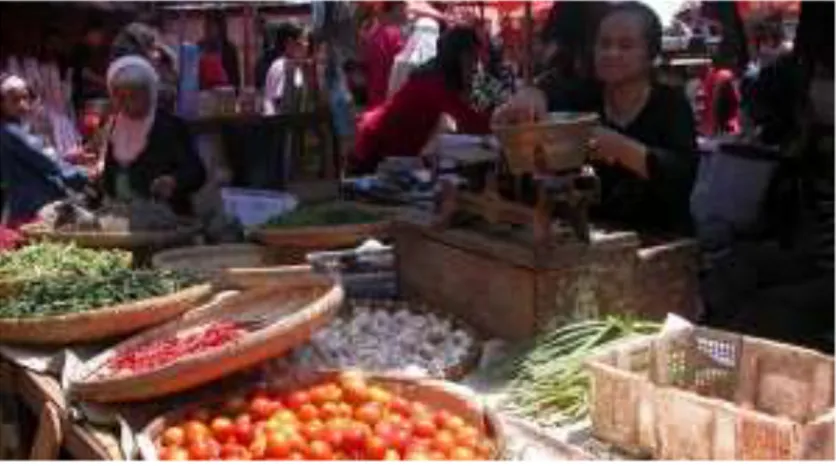 Gambar 1. Pedagang lansia di Pasar Bantul 