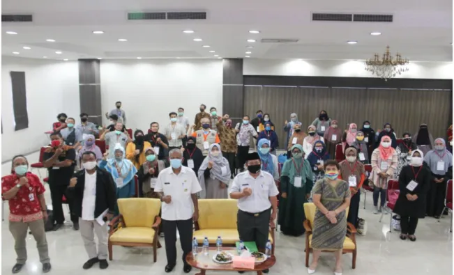Gambar 3 Acara Pembukaan Pelatihan Bersama Pejabat STIE Tri Bhakti dan  Dinas Koperasi  dan UKM Kota Bekasi 