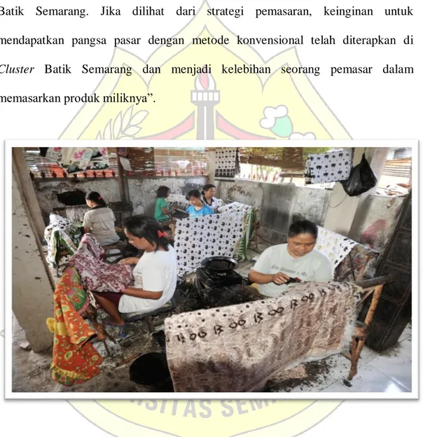 Gambar 4.3 Pelatihan Membatik Warga Perumahan Pondok Raden Patah Desa  Sriwulan Sayung Demak yang diprakarsai oleh Ketua Cluster Batik Semarang 