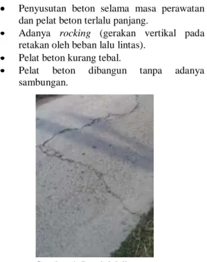 Gambar 4. Retak Melintang  3.  Retak Sudut 