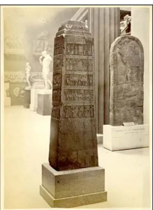 Foto 1: Pameran Obelisk Hitam dari Assyria di Museum British, 1876. 