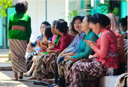 Gambar 9: Siswa sedang menunggu latihan tari Sari Tunggal dimulai (Dok.: 
