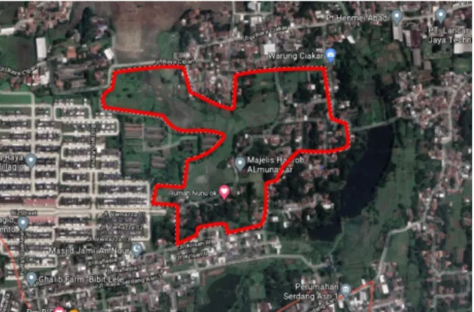 Gambar 2 Wilayah Kampung Ciakar pinggir sawah dengan tanda garis merah.