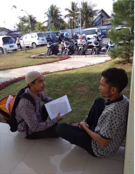 Foto wawancara dengan para pengunjung RSUDZA Kota Banda Aceh 