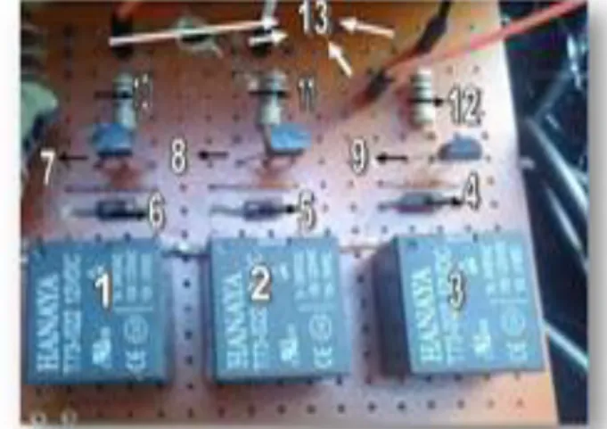 Gambar 1.  Layout dan Tata Letak  Komponen Rangkaian driver lampu  Pemodelan istem Kendali Lampu Jarak Jauh