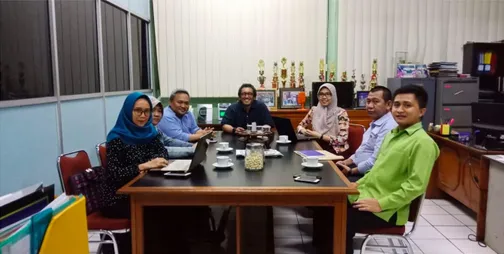 Gambar 12. Penandatangan Persetujuan Penerapan E-Journal  di STISIP Yuppentek Tangerang 