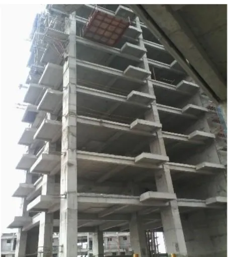 Gambar 4.1 Struktur Atas Bangunan Tower D Apartemen Casa de Parco  Pekerjaan struktur atas merupakan pekerjaan struktur pada elemen-elemen  struktur yang berada di atas permukaan tanah