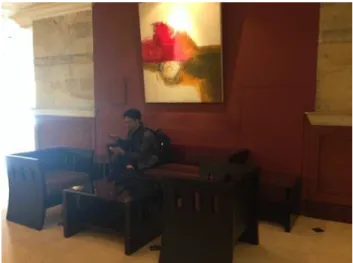 Gambar 2.20 Area Publik Klub Kelapa Gading 