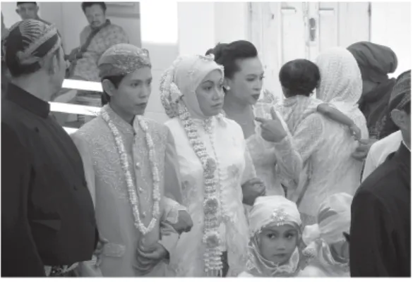 Gambar 4.3 Pernikahan adat Jawa