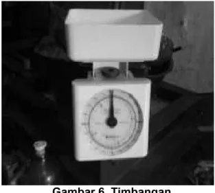 Gambar 7. Alat press hidraulik 