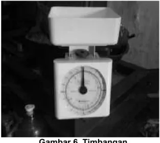 Gambar 7. Alat press hidraulik 