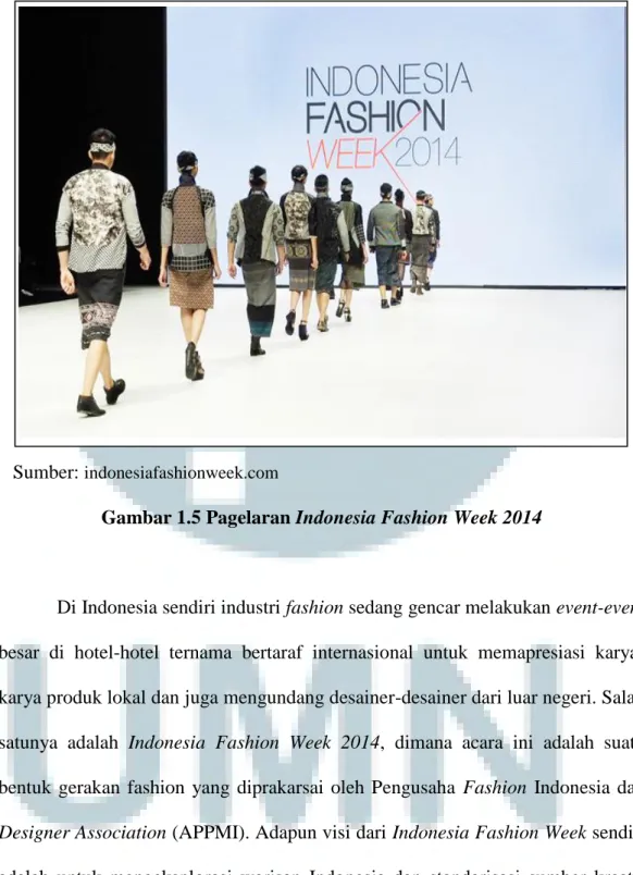 Gambar 1.5 Pagelaran Indonesia Fashion Week 2014 