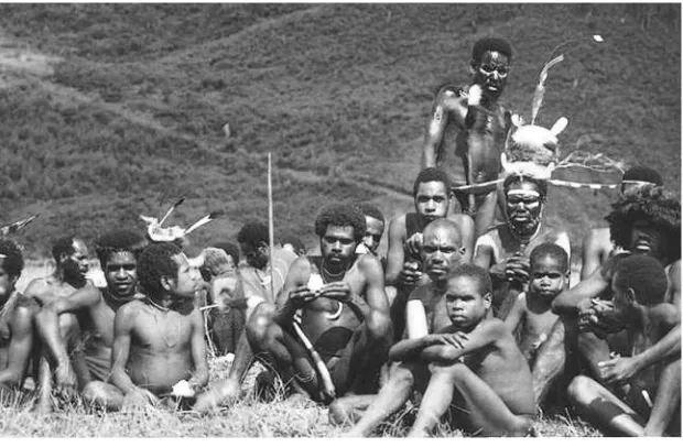 Gambar 1.12Masyarakat Papua