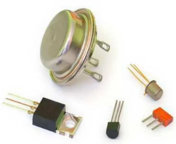 Gambar 2.7 Transistor 
