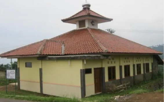 Gambar 2.  Masjid yang dibangun PT. PGE di Desa Ibun  Analisis dampak Sosial Desa Tanjungkarya  