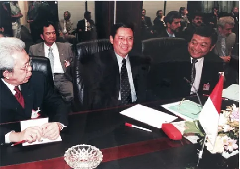 Gambar 55. Mendampng SBY sebaga Mentamben pada Konferens OPEC Tahun 2000