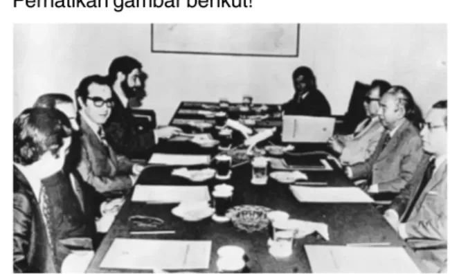 Gambar pada soal menunjukkan pertemuan antara Portugis dan Indonesia pada tanggal 16 Oktober 1974