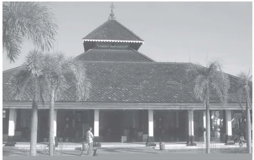 Gambar 1.5 Masjid Agung Demak1.Masjid